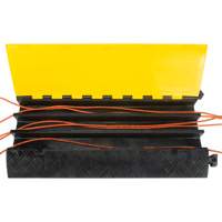 Polyurethane Cable Protector, 3 Channels, 35.43" L x 19.69" W x 3" H Les Fournitures Industrielles Méga