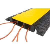 Polyurethane Cable Protector, 5 Channels, 35.43" L x 19.69" W x 2" H Les Fournitures Industrielles Méga