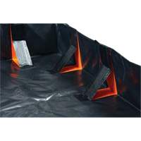 IBX Wall Pop-Up Berm, 4488 US gal. Capacity, 12' W x 50' L x 12" H, Snap-Up Bracket Les Fournitures Industrielles Méga