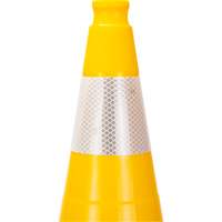 Premium Traffic Cone, 28", Yellow, 4" Reflective Collar(s) Les Fournitures Industrielles Méga