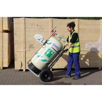 Mobile Self-Contained Emergency Safety Shower with Eye & Face Wash, 30 gal. Capacity, Meets None Les Fournitures Industrielles Méga