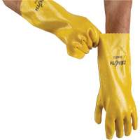 Gants &agrave; fini rugueux et r&eacute;sistants aux produits chimiques, Taille 9, 14" lo, PVC, Doublure en Interlock, 47-mil Les Fournitures Industrielles Méga