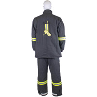 Ensemble de manteau contre l'arc &eacute;lectrique TCG moyen avec courroie de sortie, 75 cal/cm² Les Fournitures Industrielles Méga