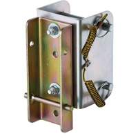 DBI-SALA&reg; Confined Space Davit Winch Mounting Bracket, Zinc Plated Les Fournitures Industrielles Méga