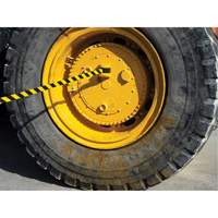 HAZLOK Safety Barrier System, Plastic, Magnetic Mount, 30', Black and Yellow Tape Les Fournitures Industrielles Méga