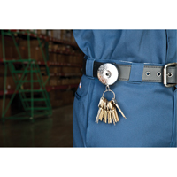 Porte-cl&eacute;s &agrave; d&eacute;vidoir The Original, Chrome, C&acirc;ble 24", Fixation Agrafe de ceinture Les Fournitures Industrielles Méga