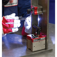 Mag90 On/Off Magnetic Squares, 3" L x 2-1/2" W x 4-5/8" H, 450 lbs. Les Fournitures Industrielles Méga