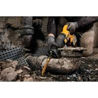 FlexVolt&reg; Max Brushless Reciprocating Saw (Tool Only), 60 V, Lithium-Ion Battery, 0-3000 SPM Les Fournitures Industrielles Méga