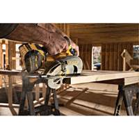 FlexVolt&reg; Max Brushless Circular Saw with Electric Brake (Tool Only), 7-1/4", 60 V Les Fournitures Industrielles Méga