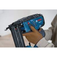 Cloueur pour clous &agrave; t&ecirc;te perdue de calibre 18 (outil seul), 18 V, Lithium-ion Les Fournitures Industrielles Méga