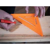 &eacute;querre de charpentier Structo-Cast&reg; de 7 po Les Fournitures Industrielles Méga