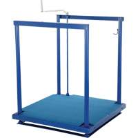 Ergonomic Posi-Crank Platform With Anti-Fatigue Mat, 36" W x 72" D, 500 lbs. Capacity, All-Welded Les Fournitures Industrielles Méga