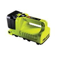 Lantern, LED, 588 Lumens, C Batteries Les Fournitures Industrielles Méga