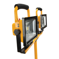 Twin-Head Work Light, LED, 40 W, 4800 Lumens, Aluminum Housing Les Fournitures Industrielles Méga