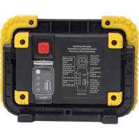 Portable Work Light, LED, 10 W, 1000 Lumens, Plastic Housing Les Fournitures Industrielles Méga
