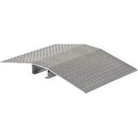 Traverse de protection en aluminium pour c&acirc;bles et boyaux, 48,03" x 24" x 4,5", 2000 lb (1 tonne) Les Fournitures Industrielles Méga