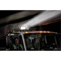 Utility Remote Control Search Light Kit, LED, 4250 Lumens Les Fournitures Industrielles Méga