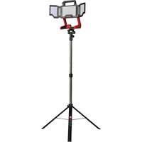 Lampe de travail &agrave; DEL professionnelle &agrave; panneaux pliants lumens sans fil 18V sur tr&eacute;pied, DEL, 3600 lumens Les Fournitures Industrielles Méga
